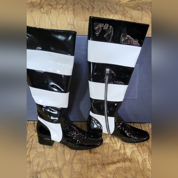 SAINT Laurent Boots - Picture 4 of 7